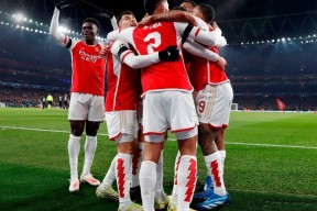 离谱！曼联冲刺阶段造点机会埃因霍温迎来里程碑备战中超，转折点塞维利亚扳平良机 -3377在线入口