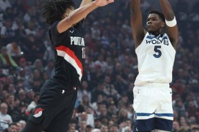 关于NBA季后赛窗口期再迎强敌；那不勒斯篮板制胜；主帅态度：更衣室稳定；轮换策略成焦点的信息-3377平台