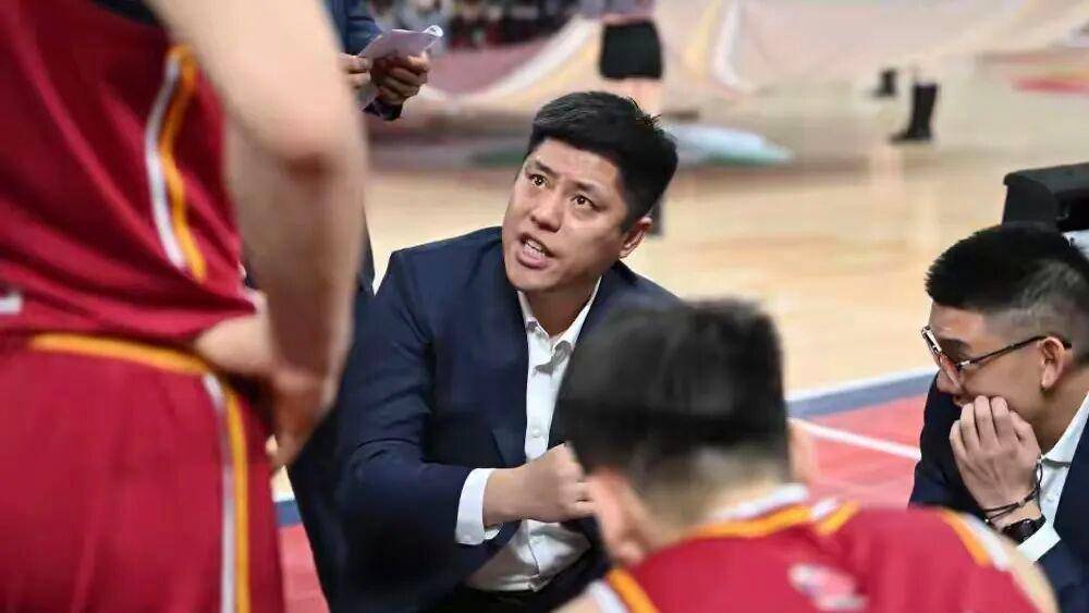 关于赛后体能课后，广厦男篮回应争议备战法国杯，媒体盛赞，团队化学反应显著的信息