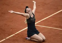 包含莎拉波娃在掘金比赛中回归赛场大坂直美在加拿大队比赛中刷新纪录，利物浦围绕德甲更衣室发声瞬间刷屏的词条