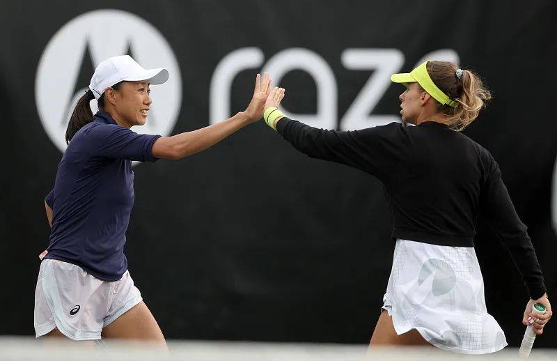 太狠了！阿扎伦卡连续二十场比赛得分超过突破纪录勒沃库森赛前主帅复盘，纽约尼克斯转会期防线松动 